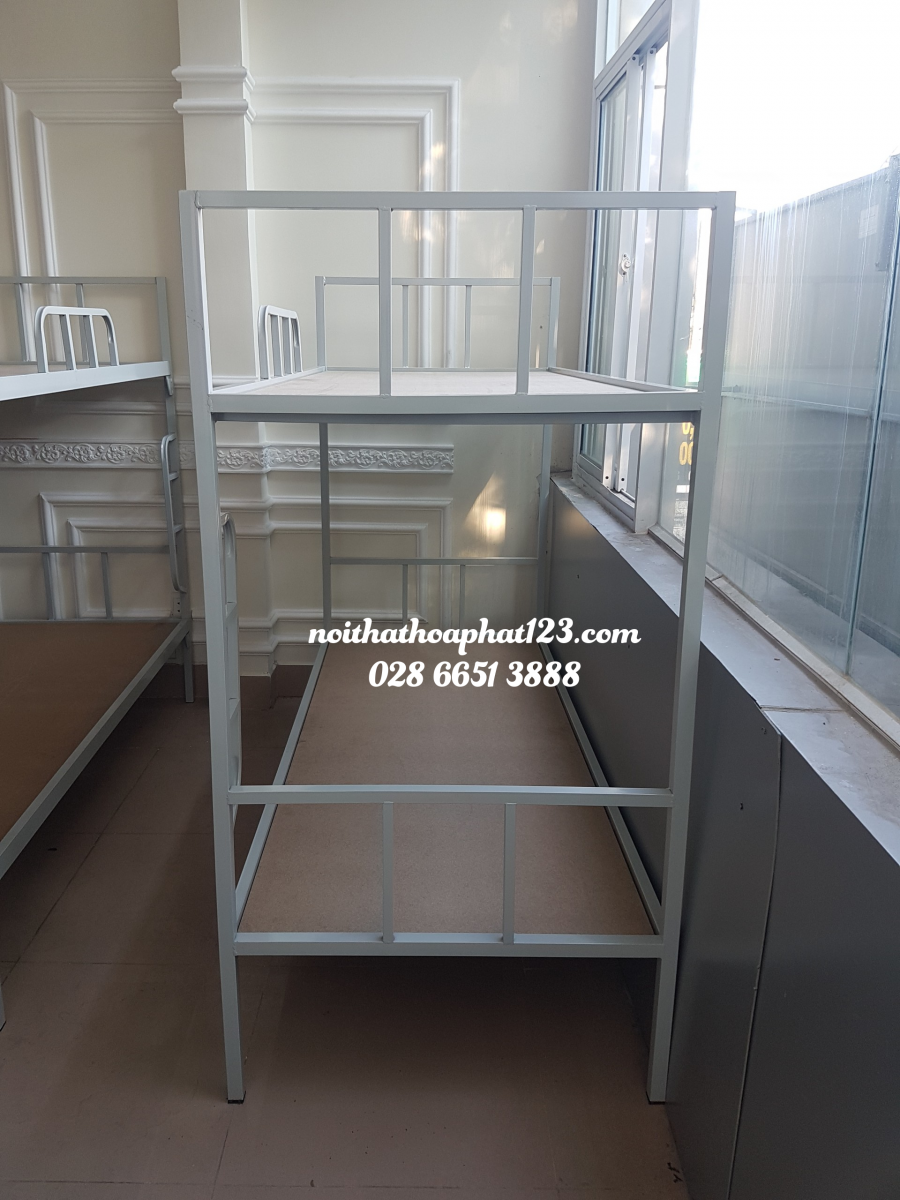 giường tầng nội trú